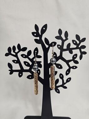 Hawaiian engraved bar dangle earrings floral scroll designs, gray pearl